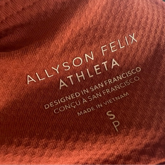 Allyson Felix  x Athleta sports bra small s - Picture 5 of 5